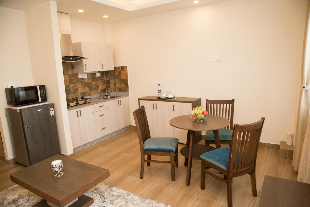 Sarovar Residency Serviced Apartment Hotel Jawlakhel Exterior photo
